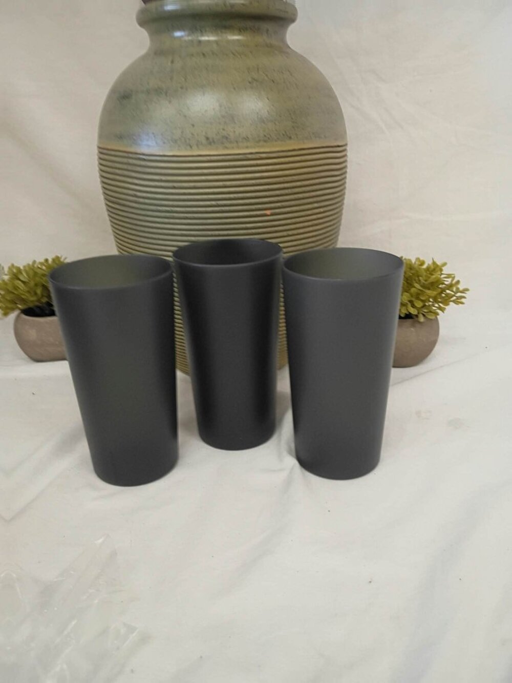 Set of 24 Black Plastic Tumblers Drinking Cups Matte Finish NEW